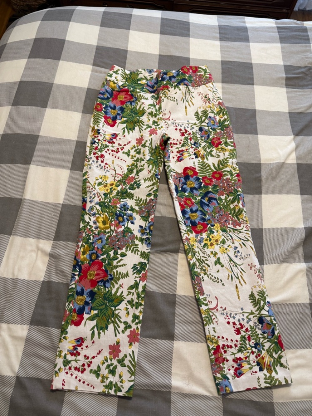Joseph Ribkoff Floral Trimmed Waistband Pants in White with Multicolor Blooms